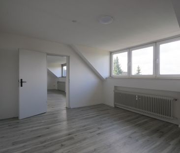 Großzügige 2-Zimmer-Wohnung mit Garage in Verkehrsgünstiger Lage ! - Photo 1