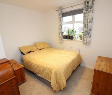 Rutherwyke Close, Stoneleigh - Photo 5