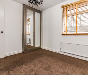2 bedroom house to rent The Mews, Manchester, M40 - Photo 1