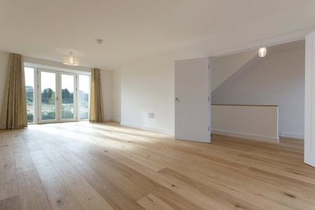 Clay Farm Drive, Trumpington, Cambridge, CB2 9BX - Photo 3