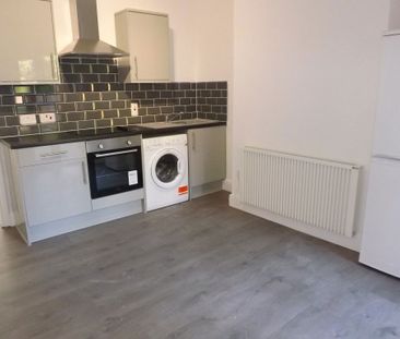 132b, Gordon Avenue, Southampton - Photo 3