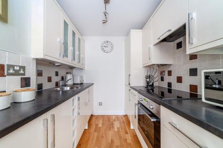 1 bedroom flat to rent - Photo 3