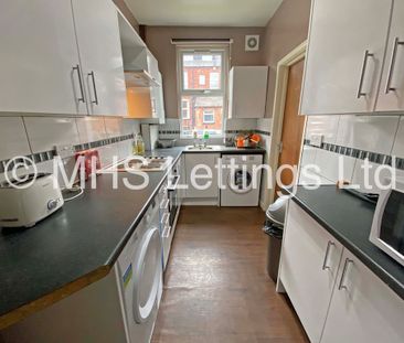 5 Bedroom Mid Terraced House for rent in Royal Park Terrace - Photo 1