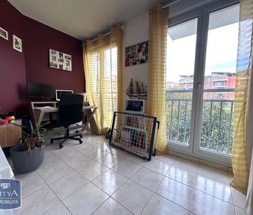 Location Appartement 2 pièces 54m² ST ETIENNE 42000 - Photo 5