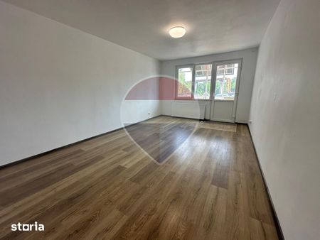 Spațiu comercial / Apartament de închiriat – 70 mp, Craiter, Brașov - Fotografie 2