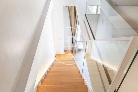 2 bedroom luxury Apartment for rent in Valencia - Photo 2