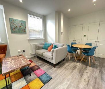1 bedroom in a house share to rent - Photo 5