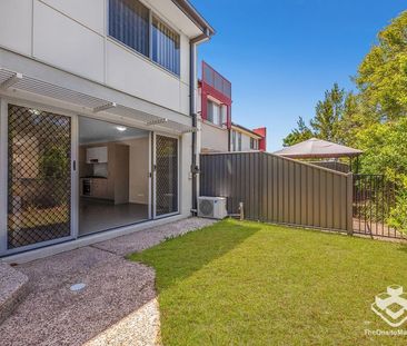 MODERN TOWNHOUSE HALPINE LAKE MANGO HILL - Photo 3