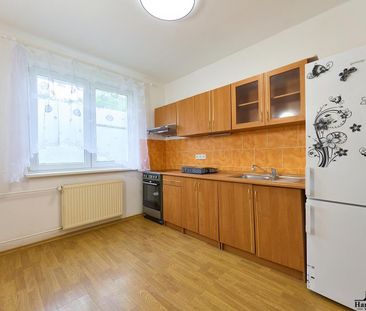 Pronájem bytu 2+1 66 m² - Fotografie 2