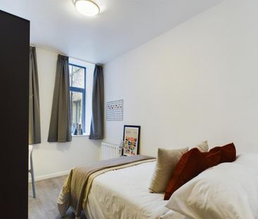 1 bedroom in a house share to rent - Photo 6