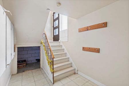 For Lease - 35 Twenty Fourth Street Unit# Lower, Toronto, Ontario - Photo 2