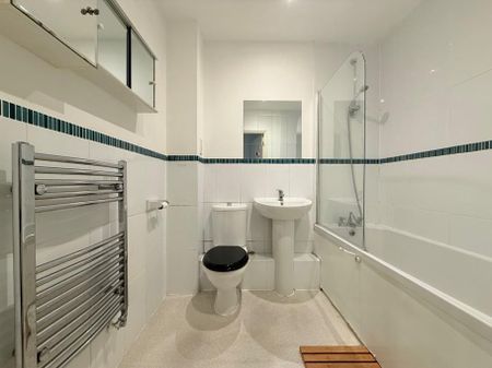 2 bedroom apartment to rent - Photo 5