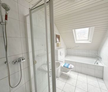 Föhren: Gepflegte 3ZKB - Wohnung mit großzügigem Balkon und Stellpl... - Photo 3