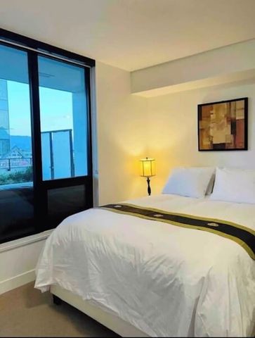 Downtown Living at Brooklyn - Photo 2