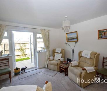 Columbia Road, Bournemouth, BH10 - Photo 4