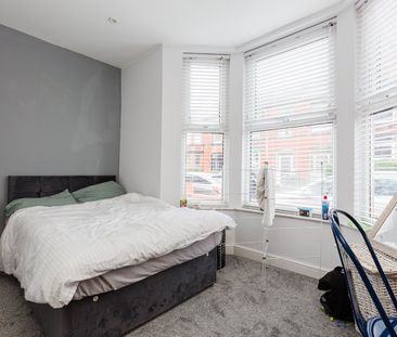 Room in a Shared House, Blenheim Road, L18 - Photo 3