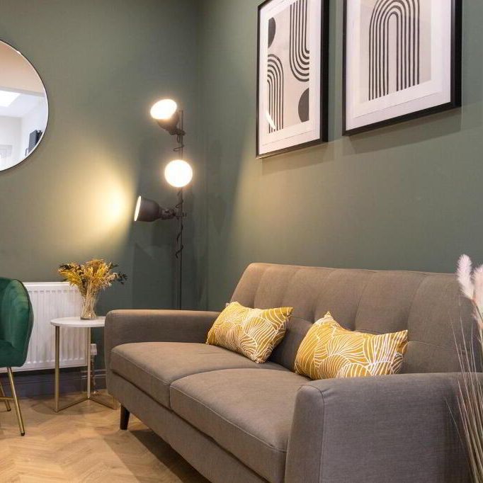 Room 4, 42 Grace Avenue, Belfast, BT5 5JH - Photo 1