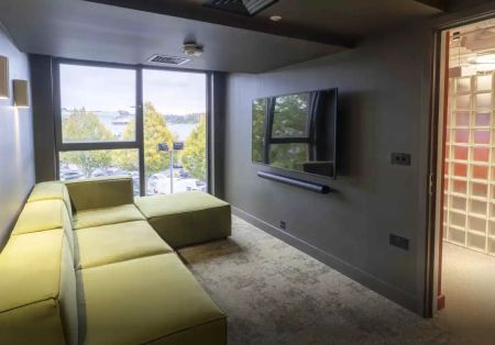 Gold Studio - Photo 2