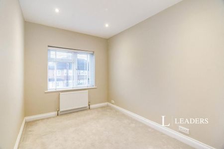 4 bedroom house to rent - Photo 3