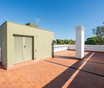 2 bedroom luxury Apartment for rent in Castelldefels, Catalonia - Photo 2