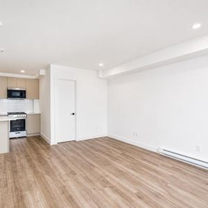 1 CH - 1 SDB - Montreal - $1,195 /mo - Photo 2