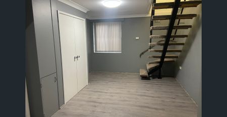 A spacious basement apartment in a quiet location - Photo 5