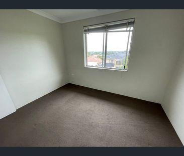 8/37 Arthur Street, Punchbowl, NSW 2196 - Photo 2