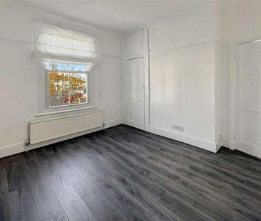 Sunningdale Avenue, Leigh-on-sea, SS9 - Photo 5