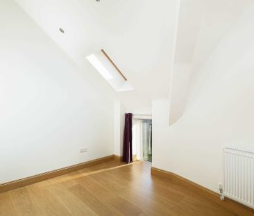 High Street, Marshfield - Photo 3