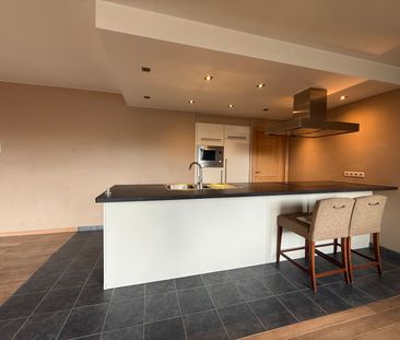 3-slaapkamerappartement met ondergrondse staanplaats en kelderberging - Foto 2
