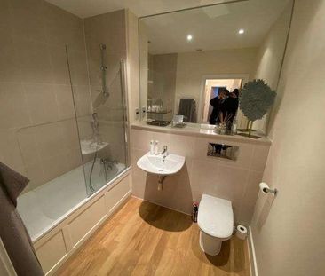 Woking, GU22 - Photo 4