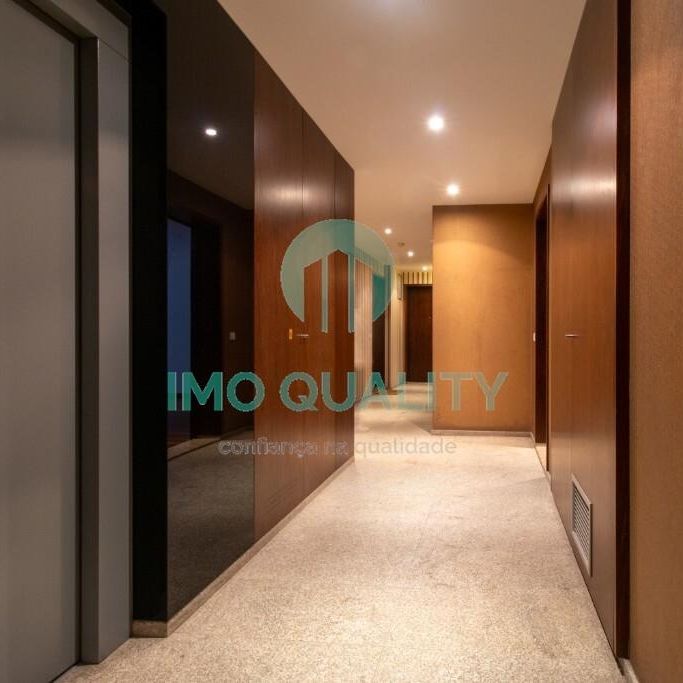 Apartamento T1 em Porto - Foto 1
