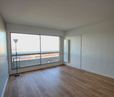 Appartement Courbevoie BECON 2 pièces 45 m² - Photo 4
