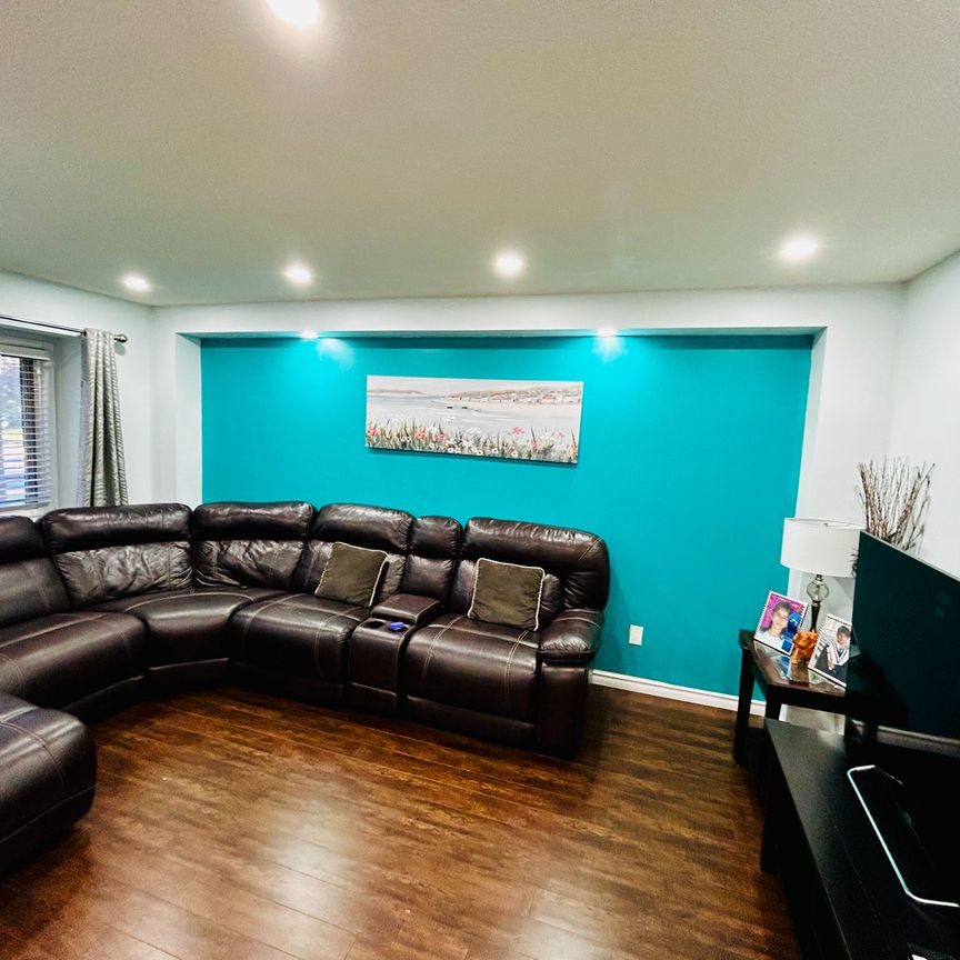 For Lease - 3035 Dalehurst Drive Unit# Upper, Mississauga, Ontario - Photo 1