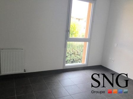 T2 AVEC BALCON ET PARKING - Photo 5