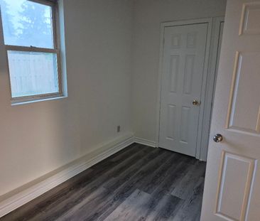 For Lease - 69 Ontario Street, Cambridge, Ontario - Photo 6