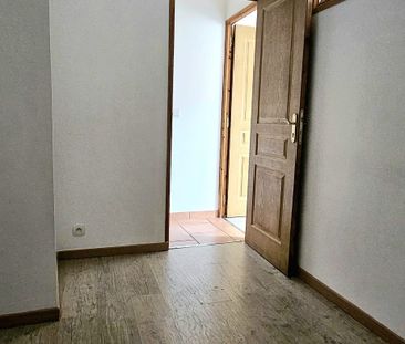 Location Appartement 2 pièces 52m² PIGNANS 83790 - Photo 6
