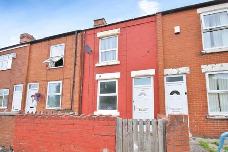 2 bedroom terraced house to rent - Photo 5