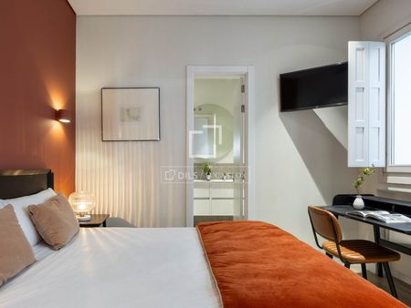 Excellent 2 Bedroom apartment for rent in Malasaña, Madrid - Photo 5