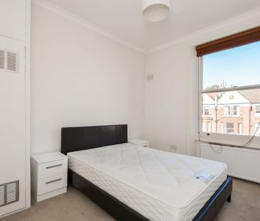 2 bedroom flat to rent - Photo 6