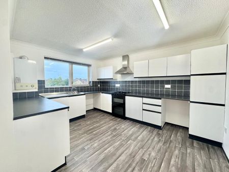 2 bedroom flat to rent - Photo 4