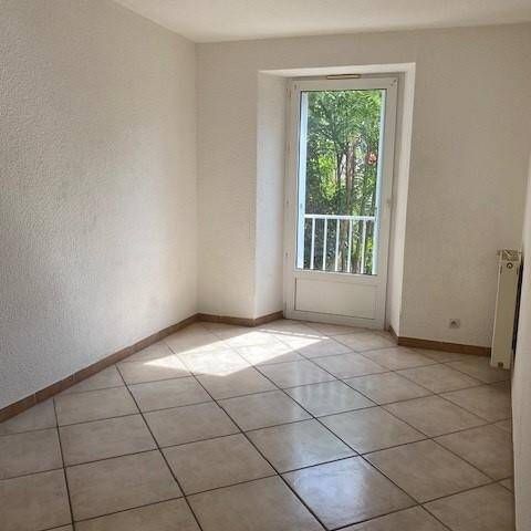 Location appartement récent 3 pièces 66 m² à La Voulte-sur-Rhône (07800) - Photo 1