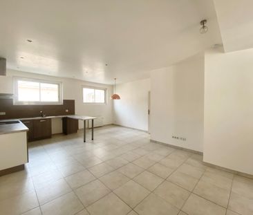 Location Maison 3 pièces 71m² CASSIS 13260 - Photo 2