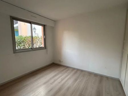 Location Appartement 2 pièces 44m² LE CANNET 06110 - Photo 5