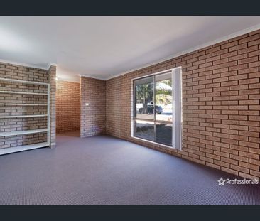 15 Solomon Circle, Karloo, WA 6530 - Photo 5