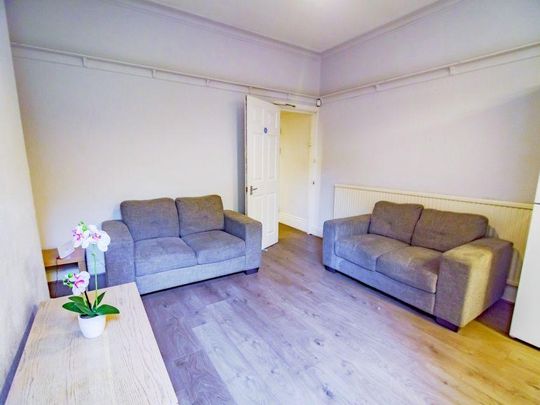 4 bedroom house share to rent - Photo 1