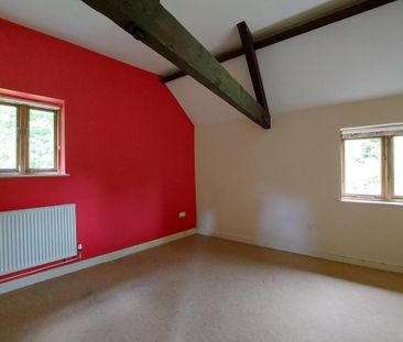 3 bedroom barn conversion to rent - Photo 2