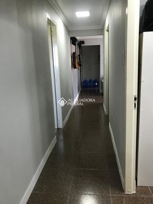 Apartamento com 3 quartos e 72m² para alugar em Humaitá, Porto Alegre. - Foto 1