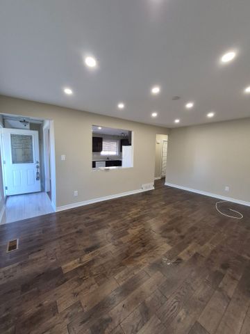 For Lease - 57 Iroquois Avenue, Oshawa, Ontario - Photo 4