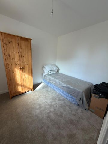 3 bedroom terraced house to rent - Photo 4